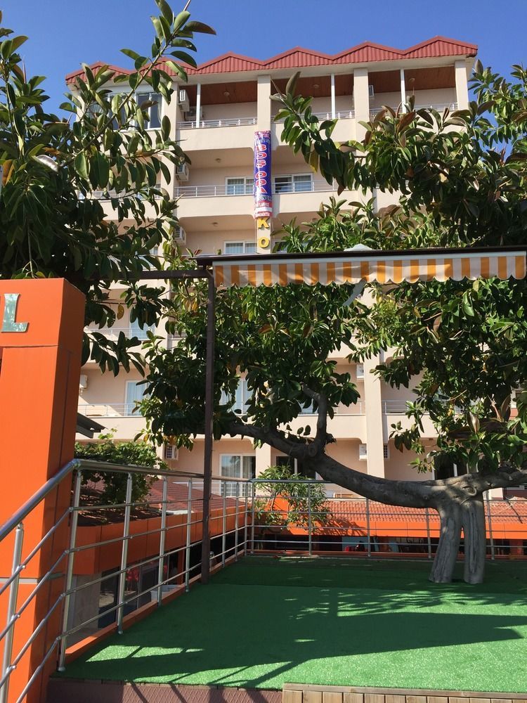 Hotell Konak Hotel 3*